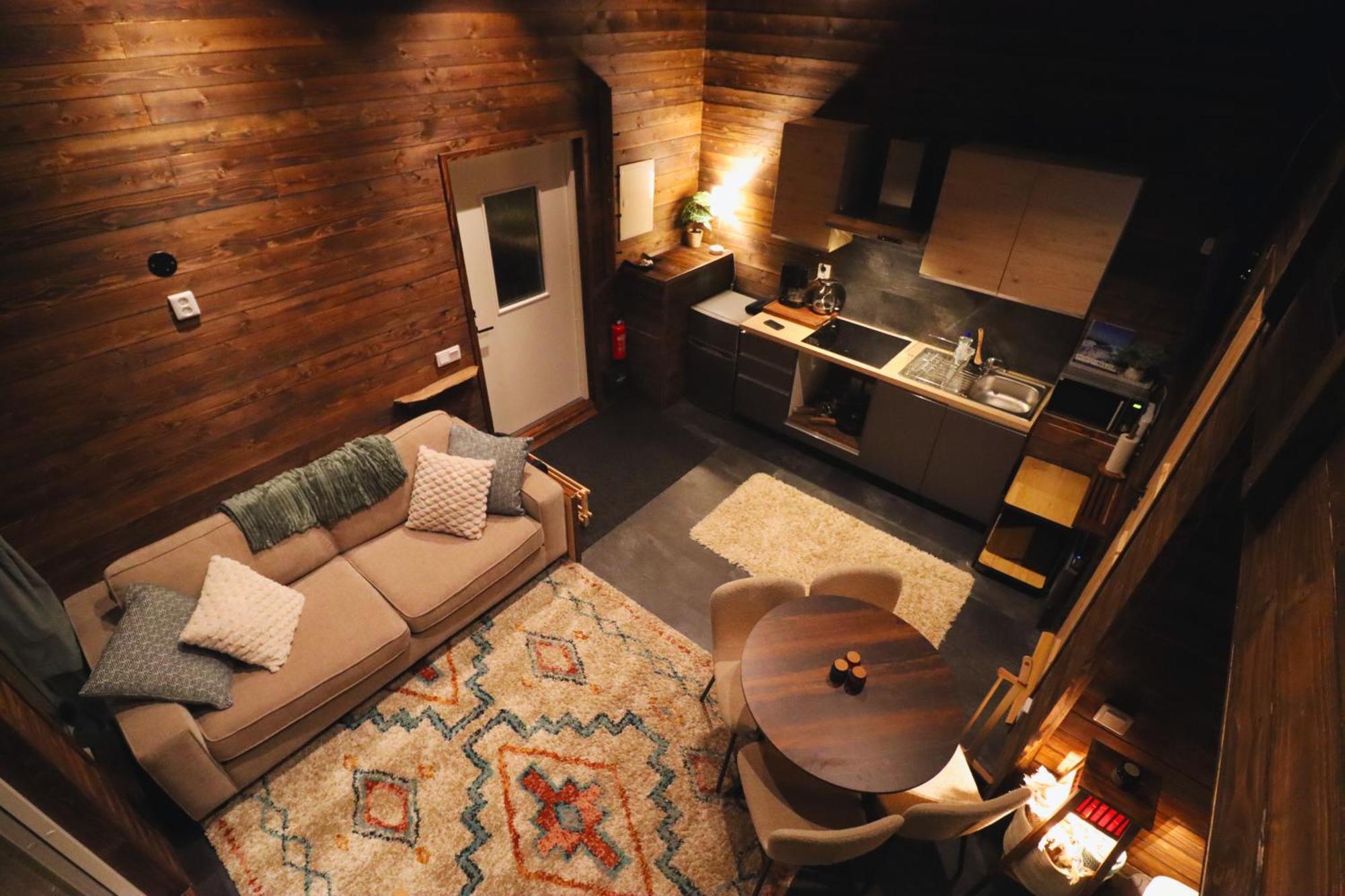 Reindeer River Lights Lodge Kiruna Bagian luar foto